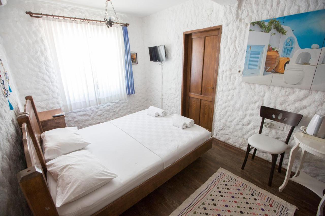 Ala Baykus Bed & Breakfast Alacati Exterior photo