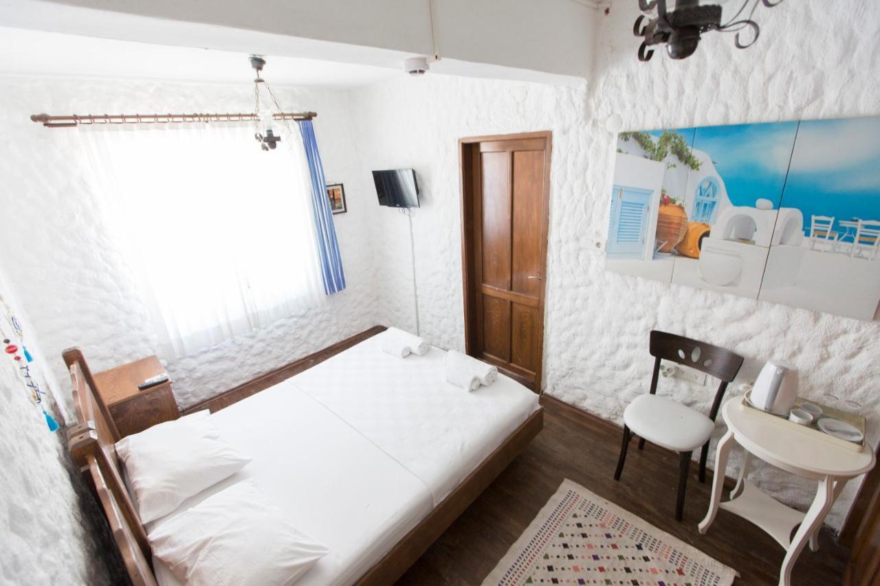 Ala Baykus Bed & Breakfast Alacati Exterior photo